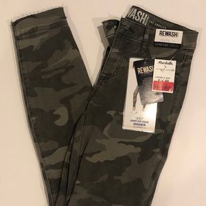 Women’s Camo Jean Leggings